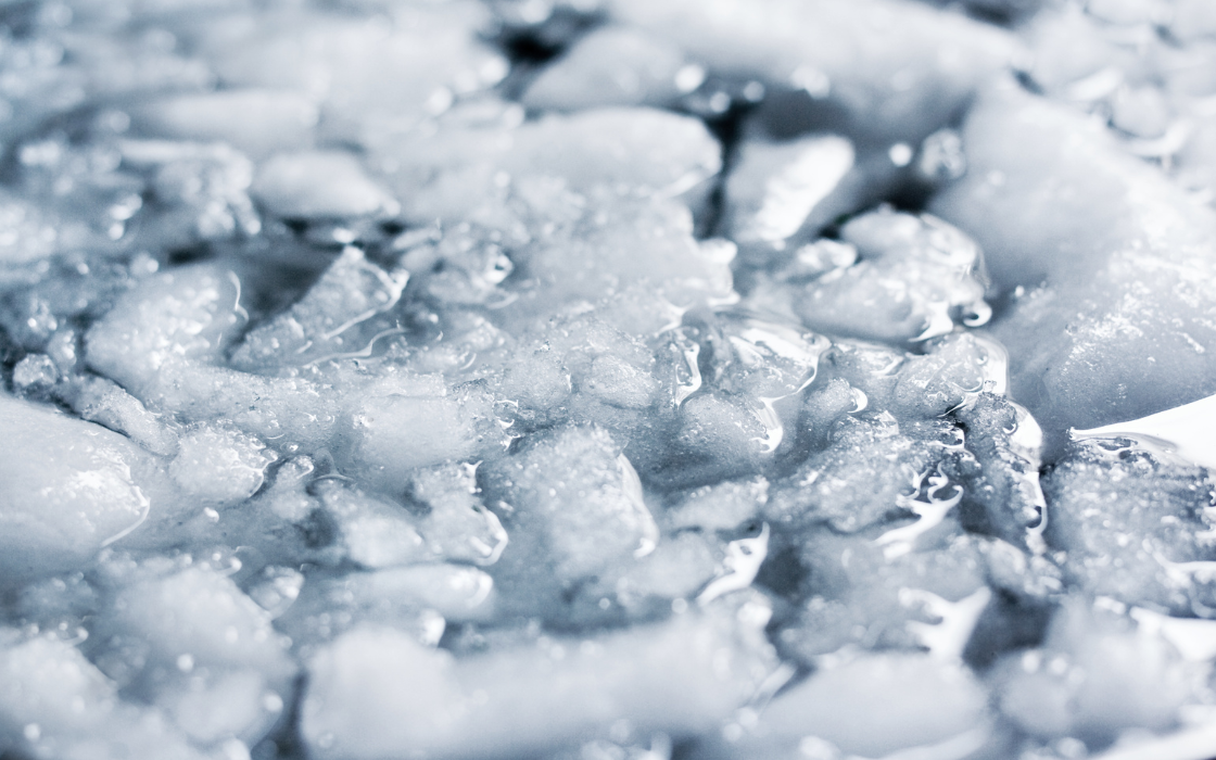 unfreeze (1) aufbrechendes Eis